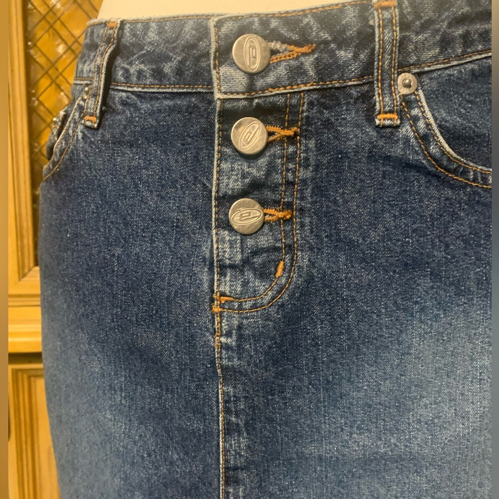 Jean Skirt - Picture 4 of 16